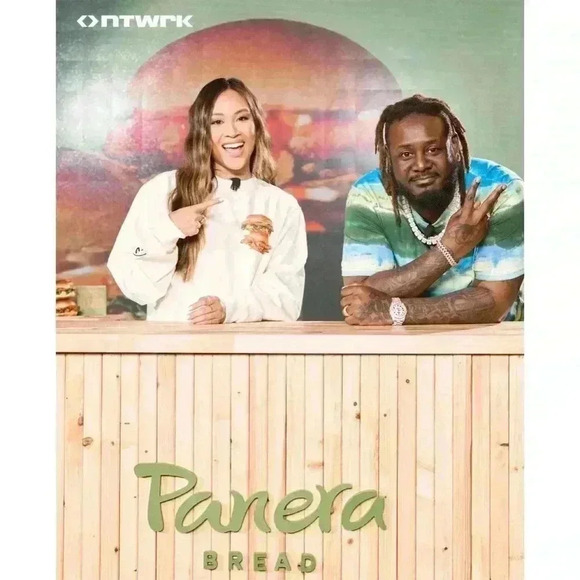 RARE T-PAIN X PANERA BREAD exclusive merch drop white crewneck sweater L - Picture 2 of 8